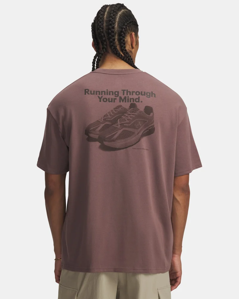 اندر ارمر تيشيرت ثقيل الوزن بطبعة حذاء جري للرجال